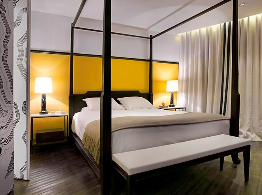 The Chess Hotel Paris