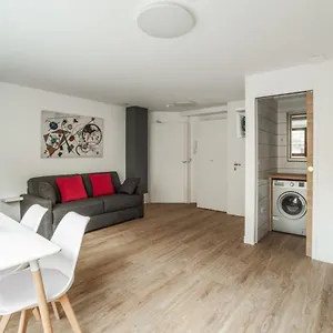  Apartment Bright And Cosy Flat At The Heart Of In A Trendy District - Welkeys